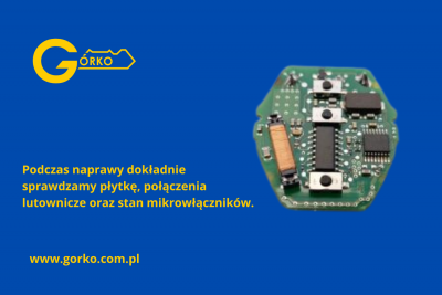 Płytka elektroniczna klucza BMW E46 podczas naprawy